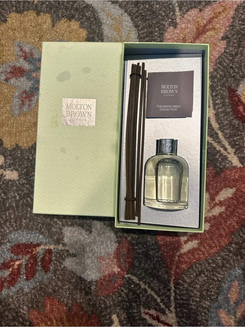 Molton Brown Reed Diffuser - Dewy Lily Scented Home Fragrance